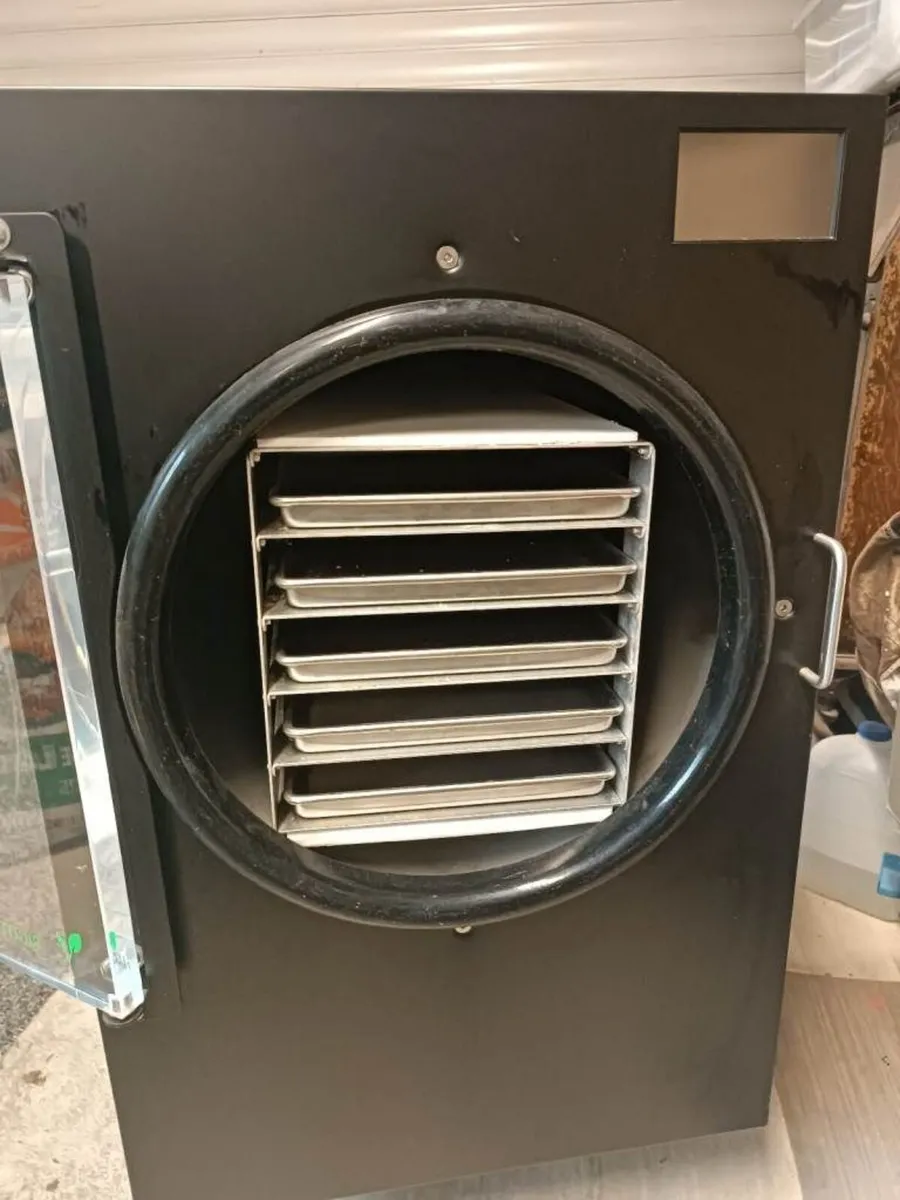 Harvest Right Medium Freeze Dryer - Image 3
