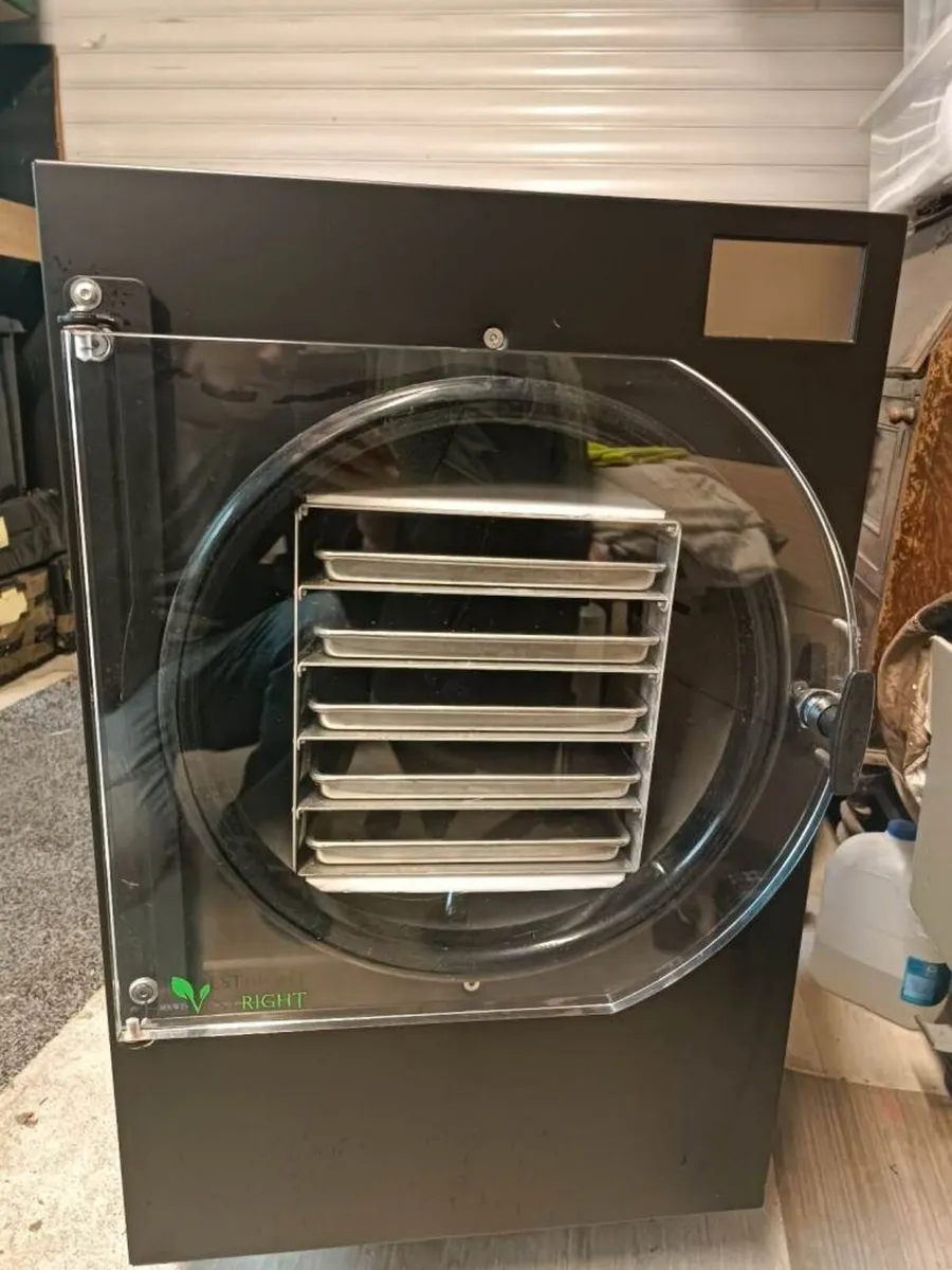 Harvest Right Medium Freeze Dryer - Image 1
