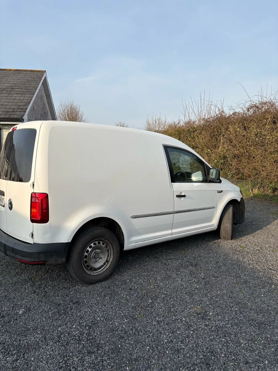 Volkswagen Caddy - Image 4