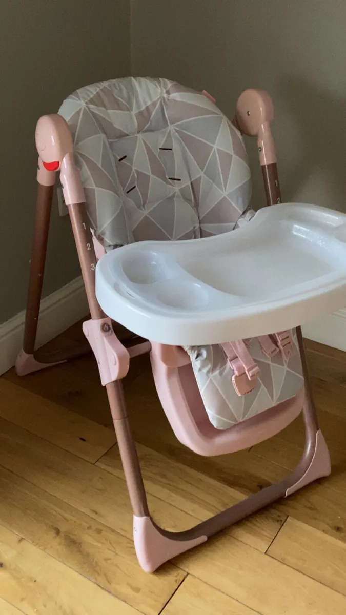 High chair - Image 2