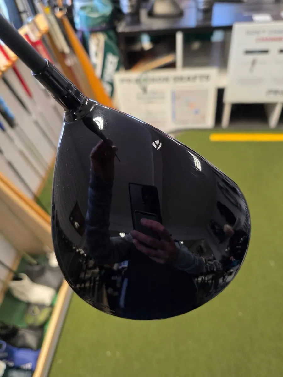 Taylormade Qi10 Driver - Image 3