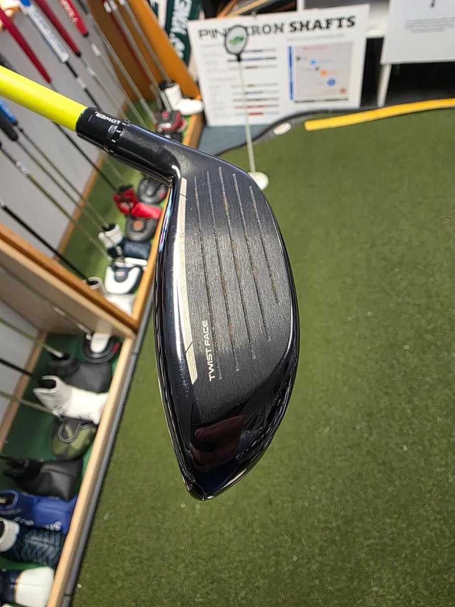 Taylormade Qi10 Max 4 Hybrid - Image 4