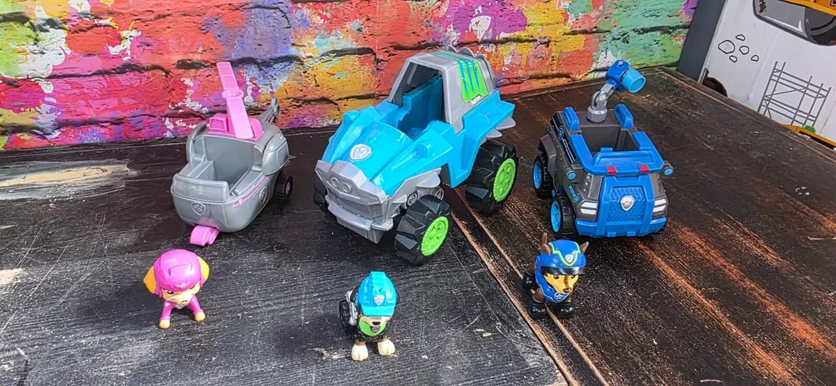 Paw Patrol - set of 3x vehicles and 3x figures - Image 2
