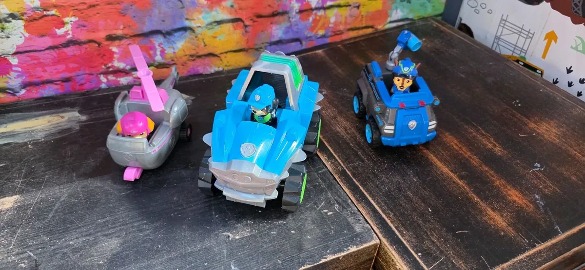 Paw Patrol - set of 3x vehicles and 3x figures - Image 1