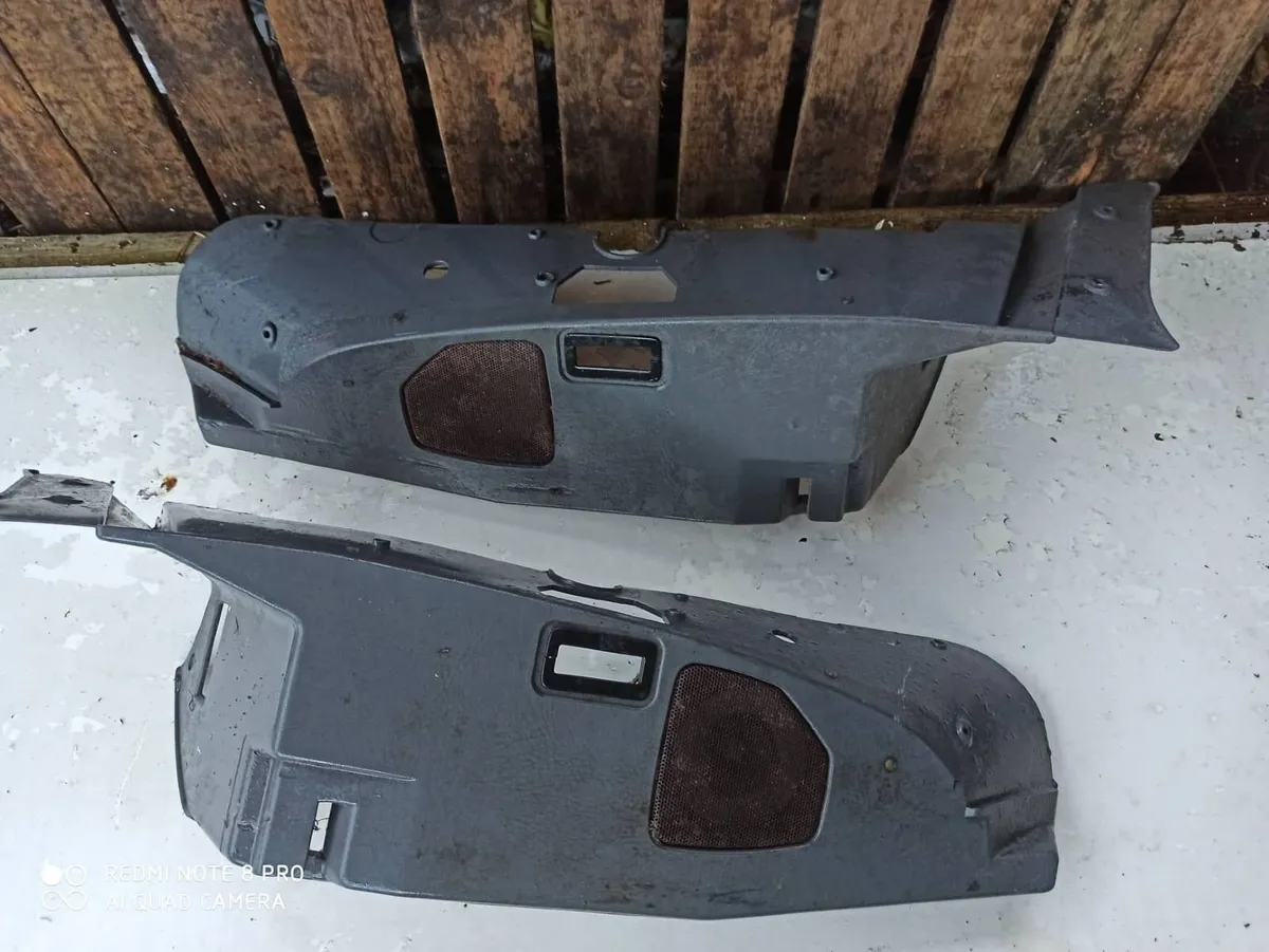 Ford Sierra parcel shelve supports