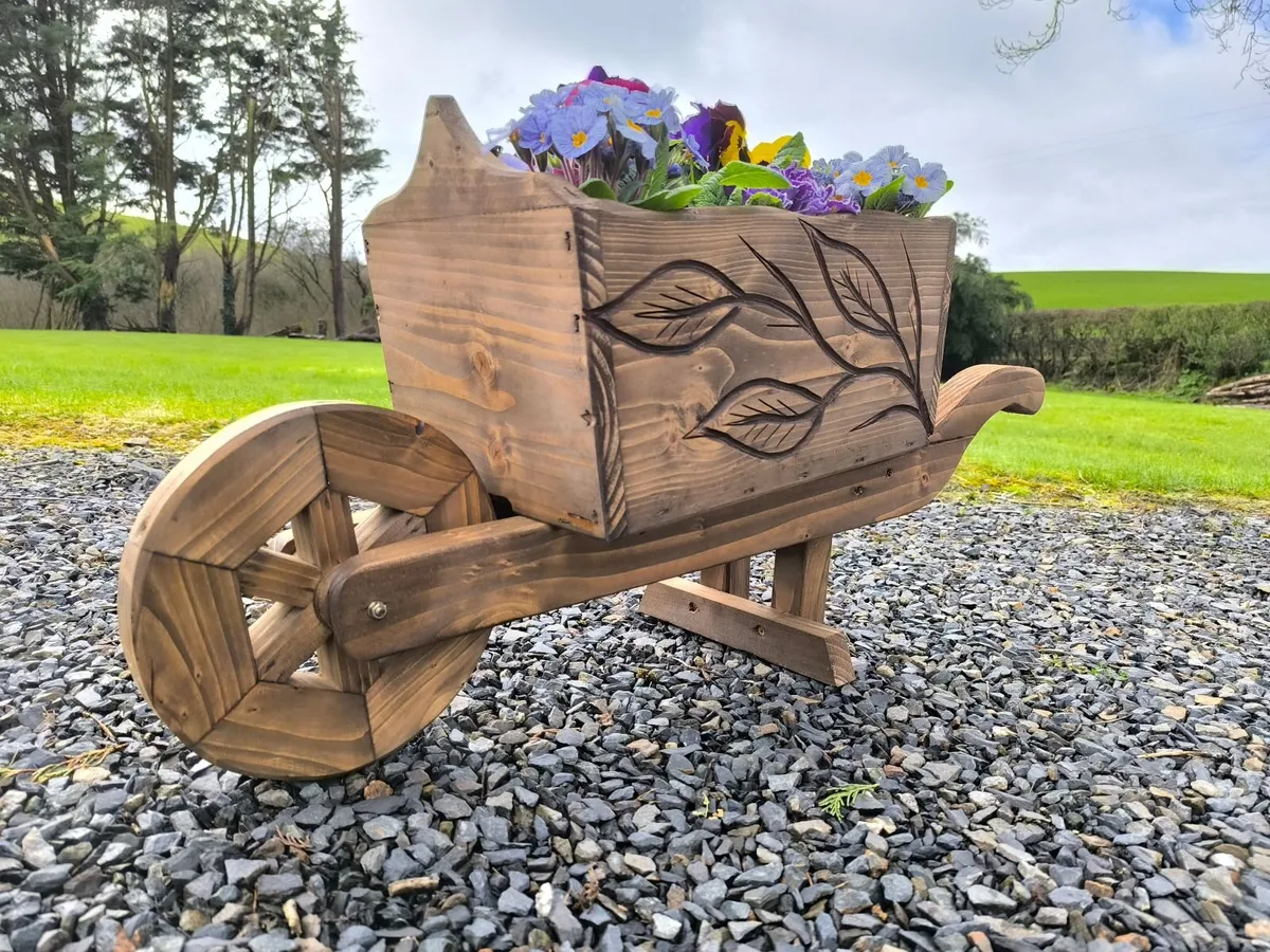 Garden wheelbarrow planter - Image 2