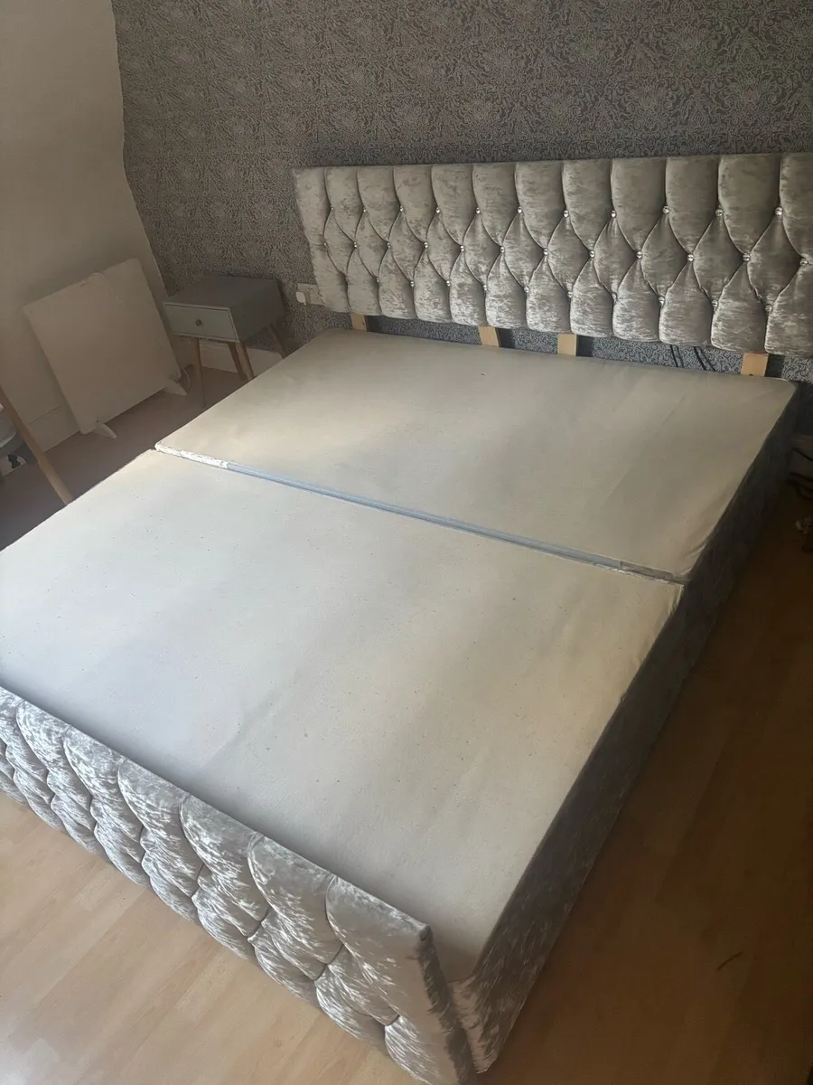 Silver super king bed frame - Image 2