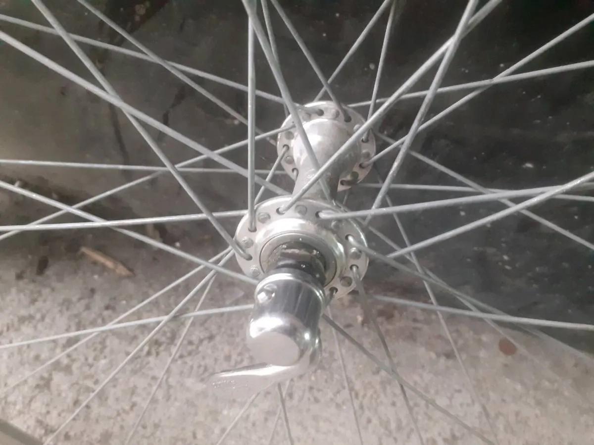 Mavic wheelset - Image 2