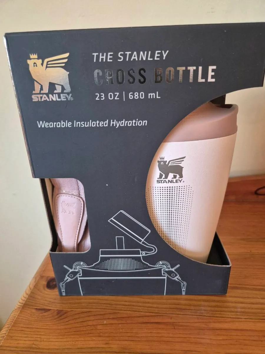 Stanley Cross bottle - Image 2