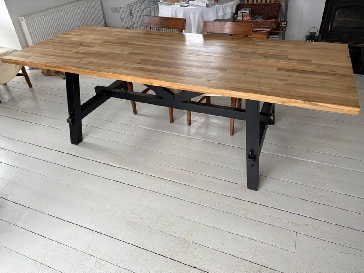 Kitchen table - Image 3