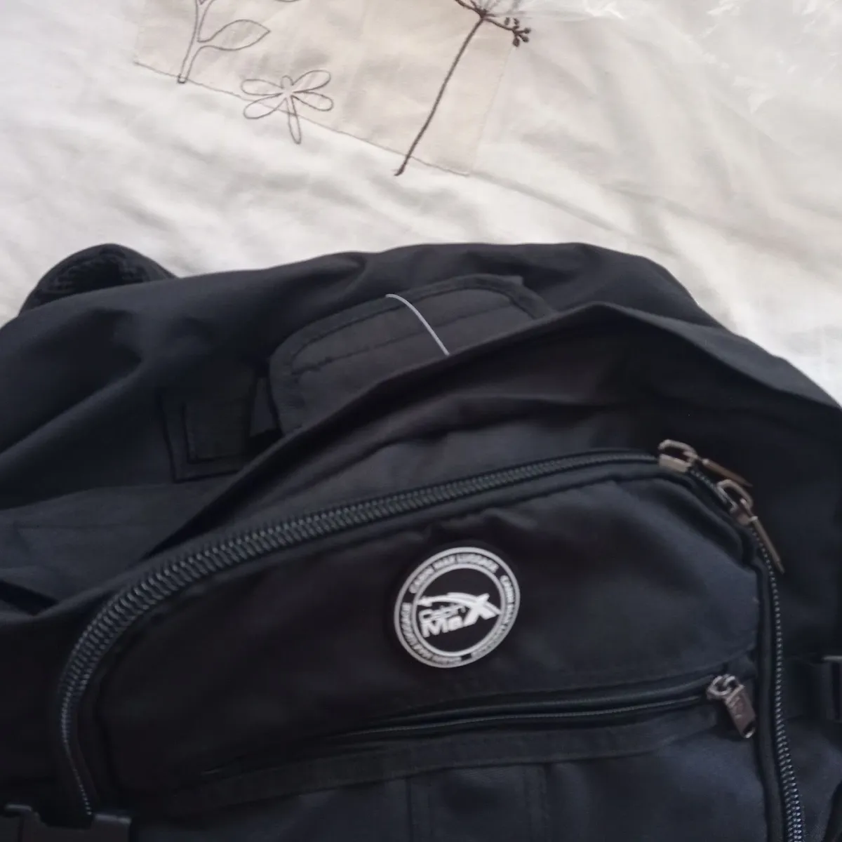 Cabin max 30 litre Hand luggage bag - Image 4