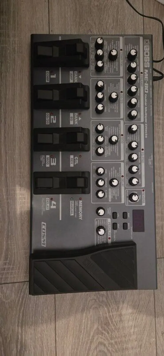 Boss ME-80 - Image 1