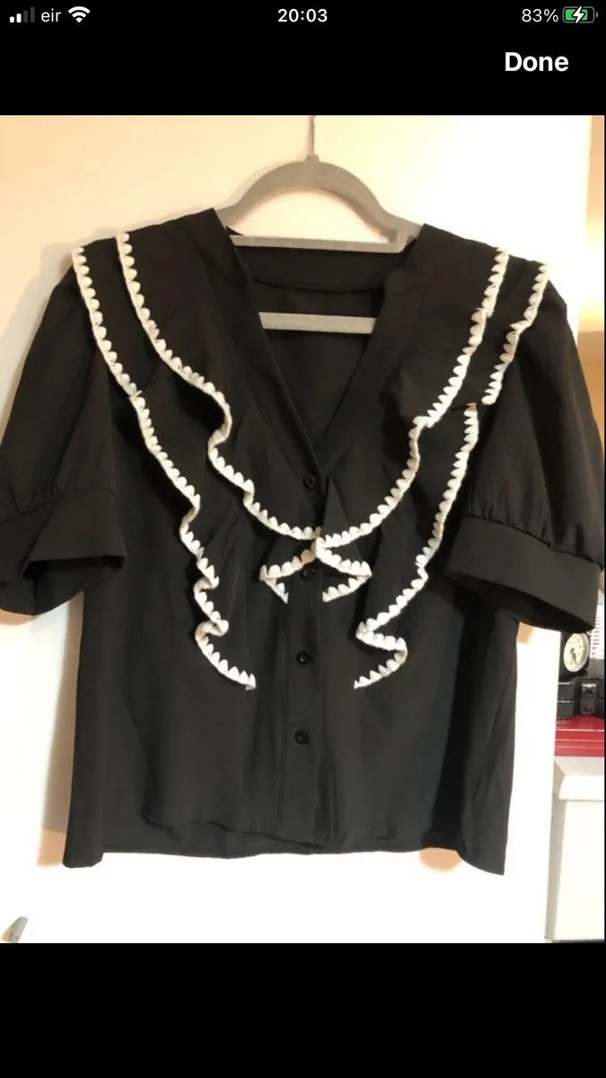 Ladies stunning top size M €3 - Image 4