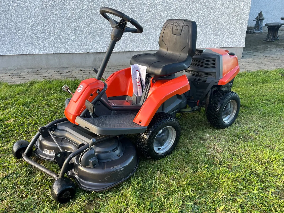 Husqvarna hydrostatic ride on lawnmower - Image 2
