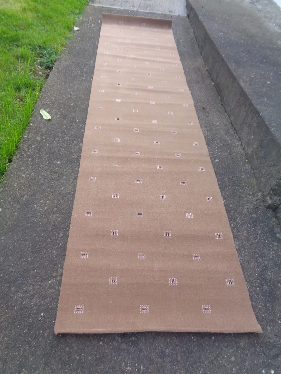 Wool Carpet for Sale - Image 4