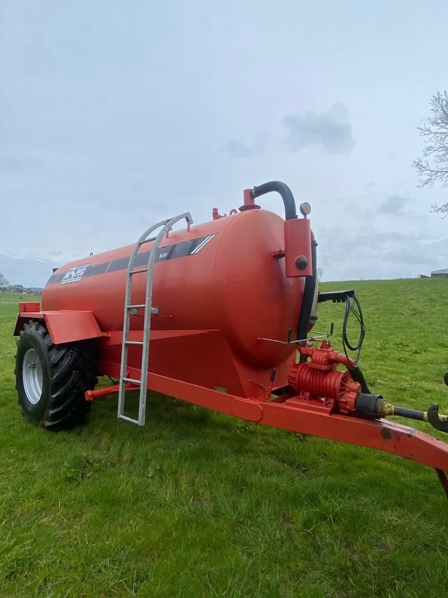 Hi-Spec 1600 Tank with Road Sprinkler System - Image 2