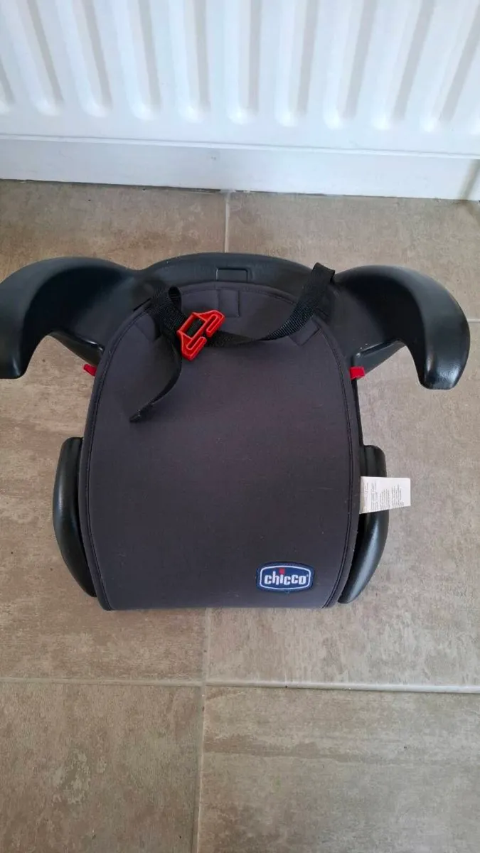 Chicco Car Booster Seat - Image 2