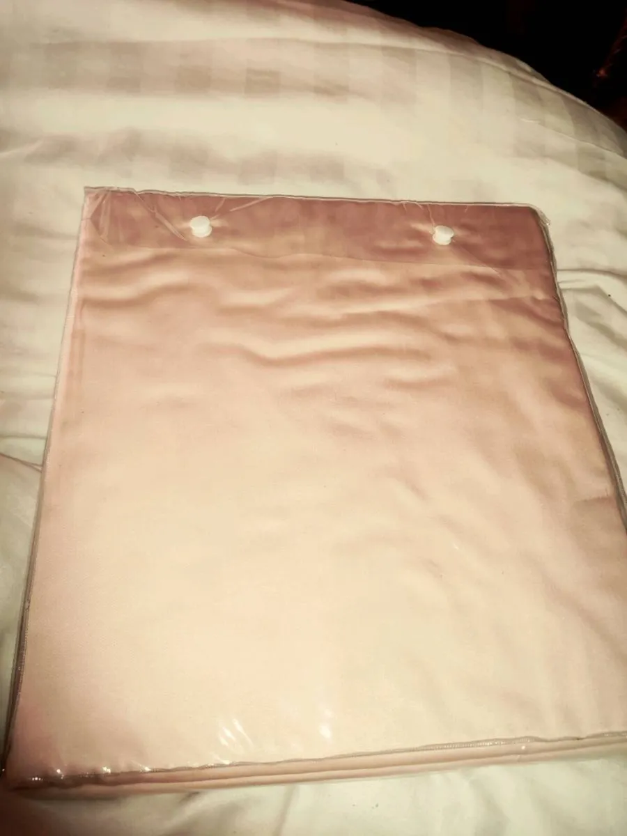 100% BAMBOO SATEEN SOFT SATIN, Double Flat Sheet ! - Image 3