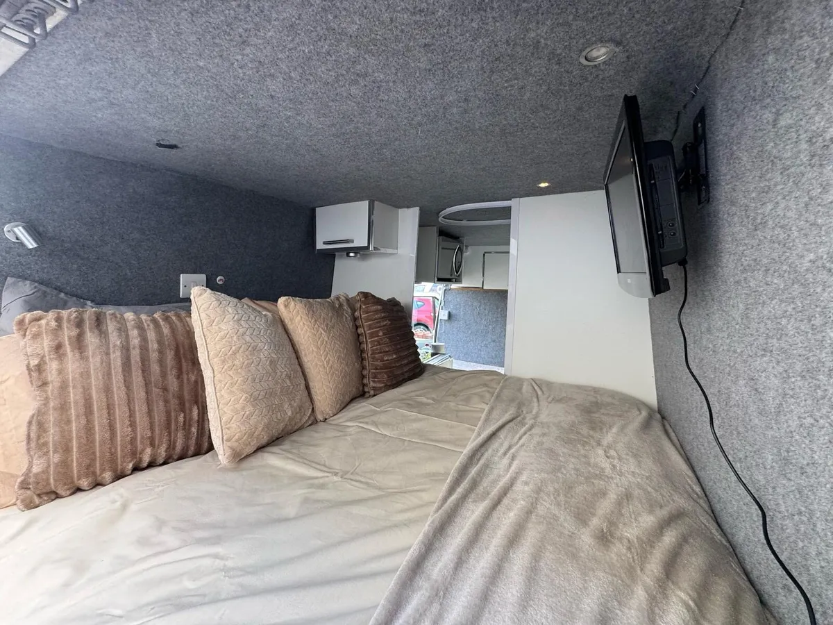 Ford Transit converted campervan - Image 4
