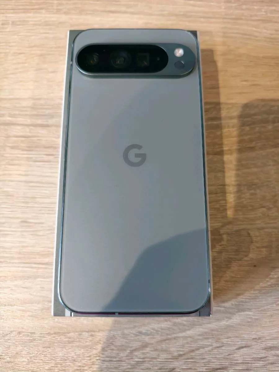 Google Pixel 9 Pro XL Hazel 256gb - SIM FREE - Image 1