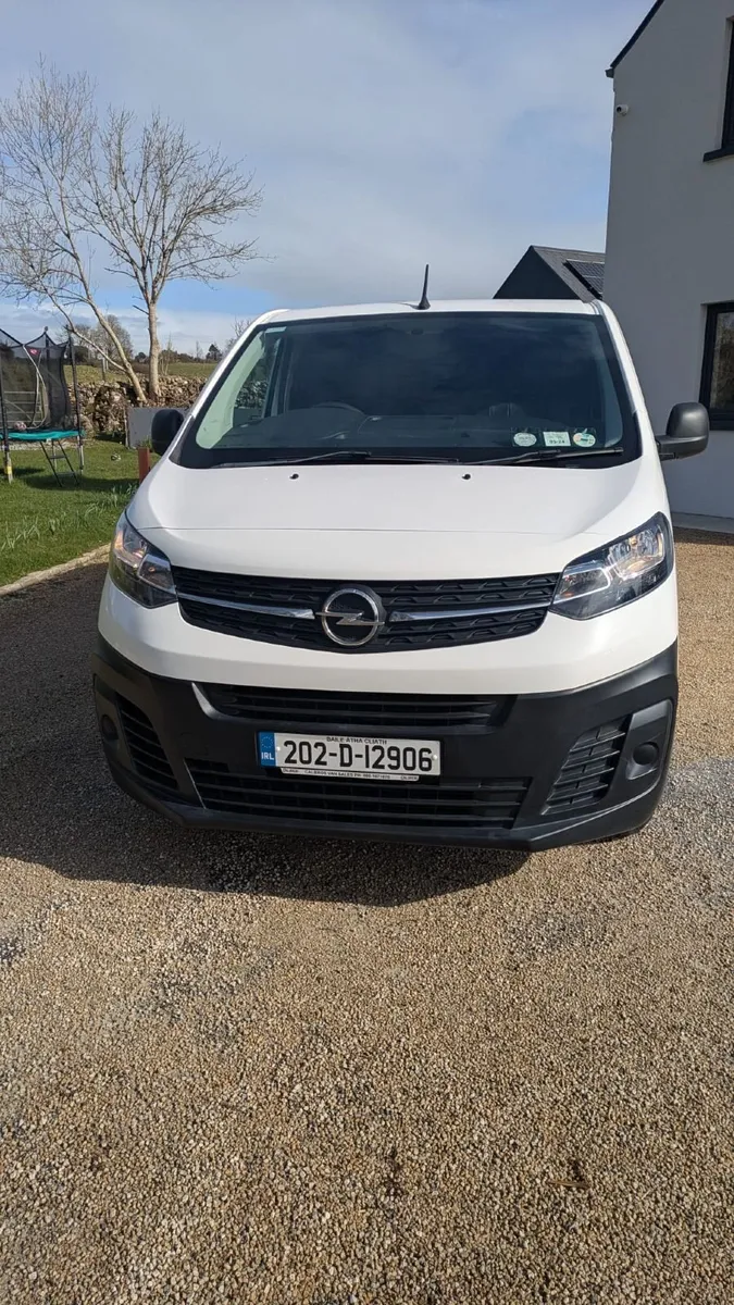 Opel Vivaro 2020 *low mileage* - Image 2