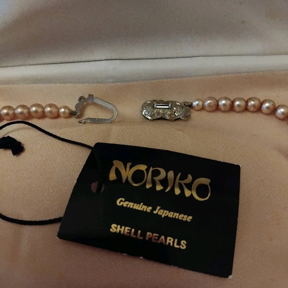 Pearl necklace - Image 2