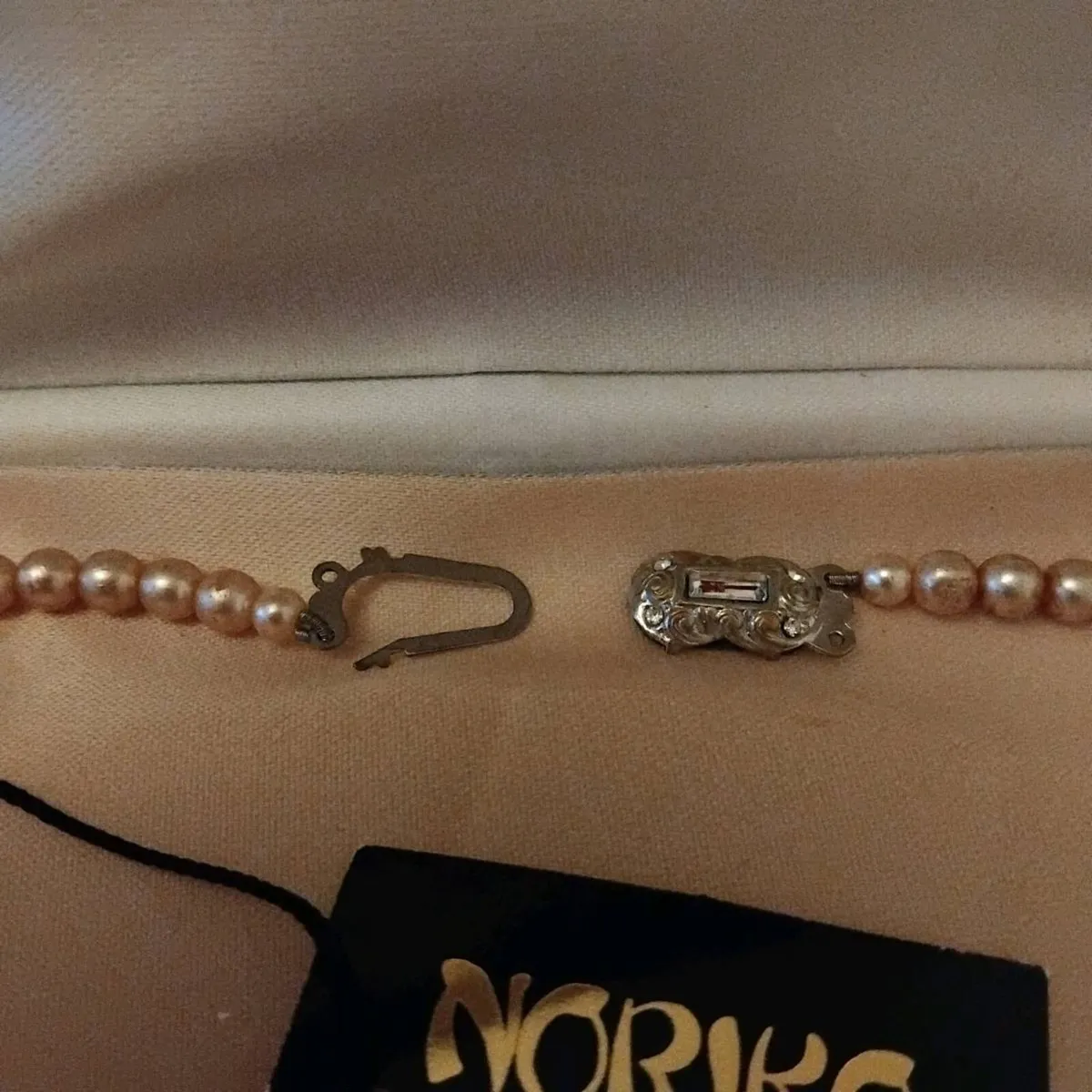 Pearl necklace - Image 4