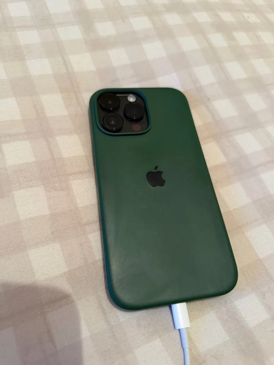 iPhone 14 Pro Max - Image 1