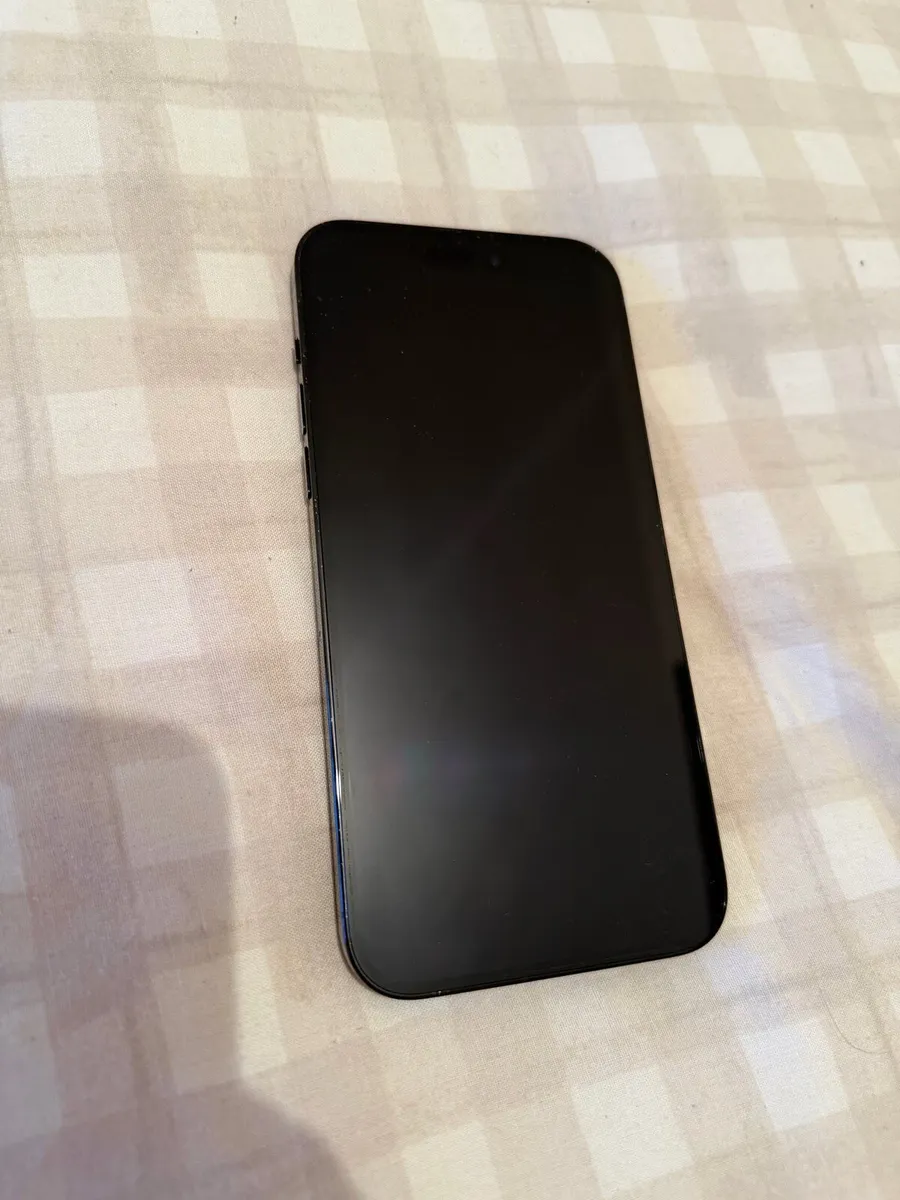 iPhone 14 Pro Max - Image 3