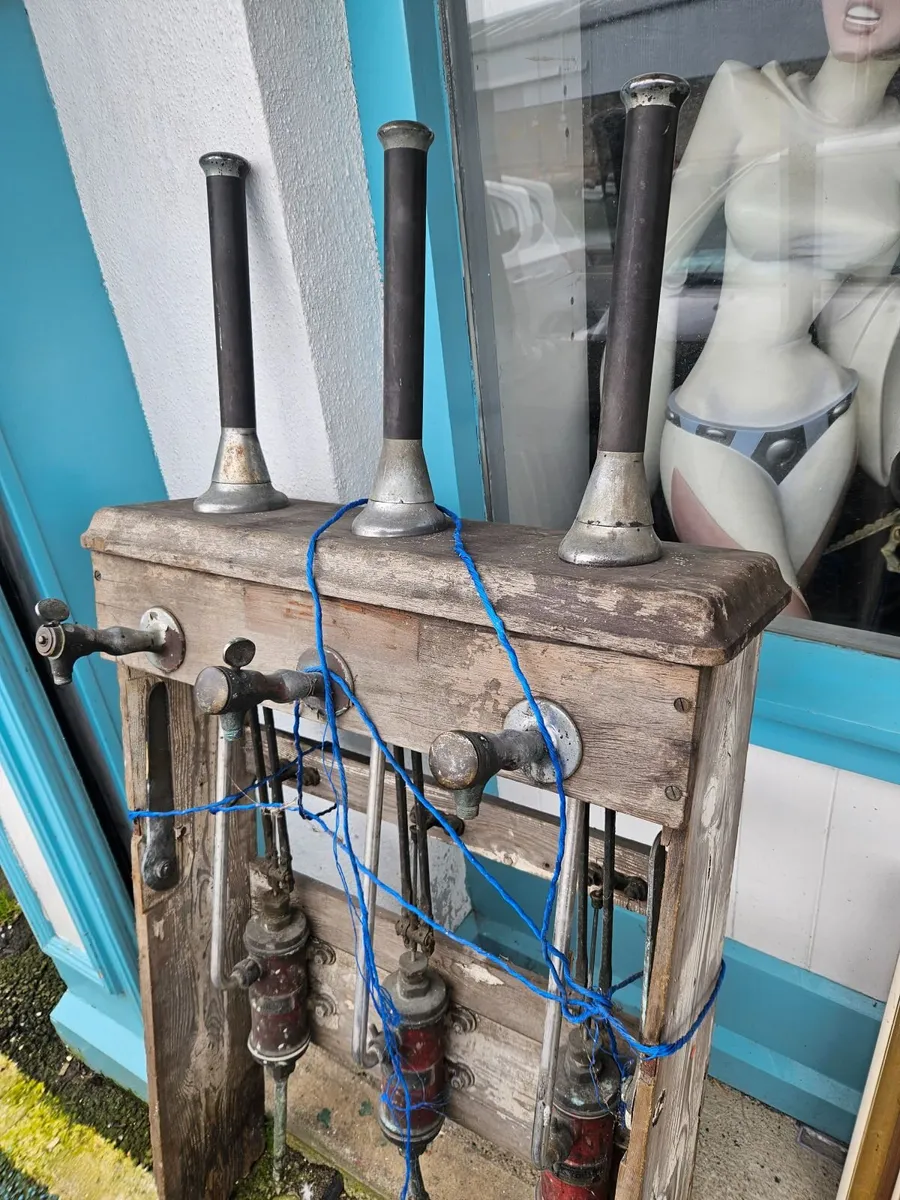 Vintage Guinness Pub Bar Counter - Image 3