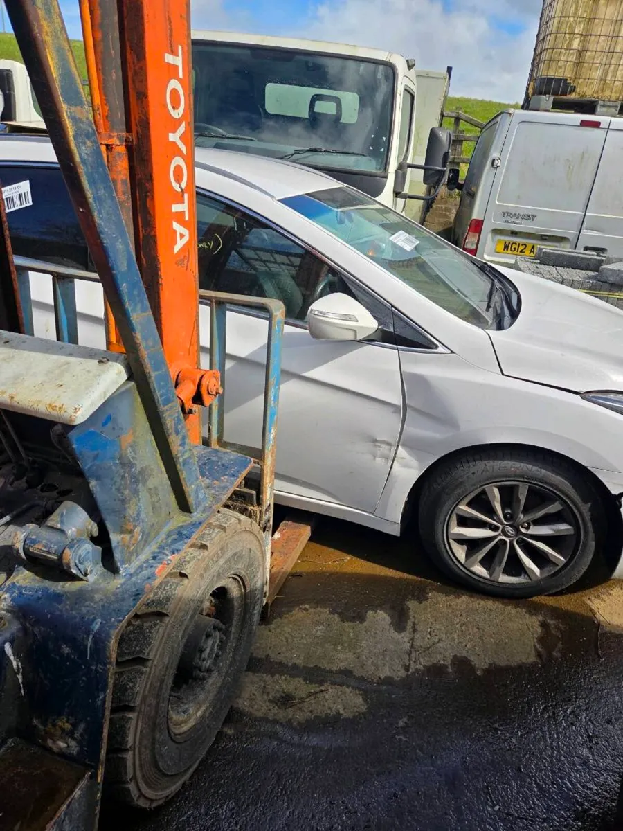 Hyundai i40 - Image 2