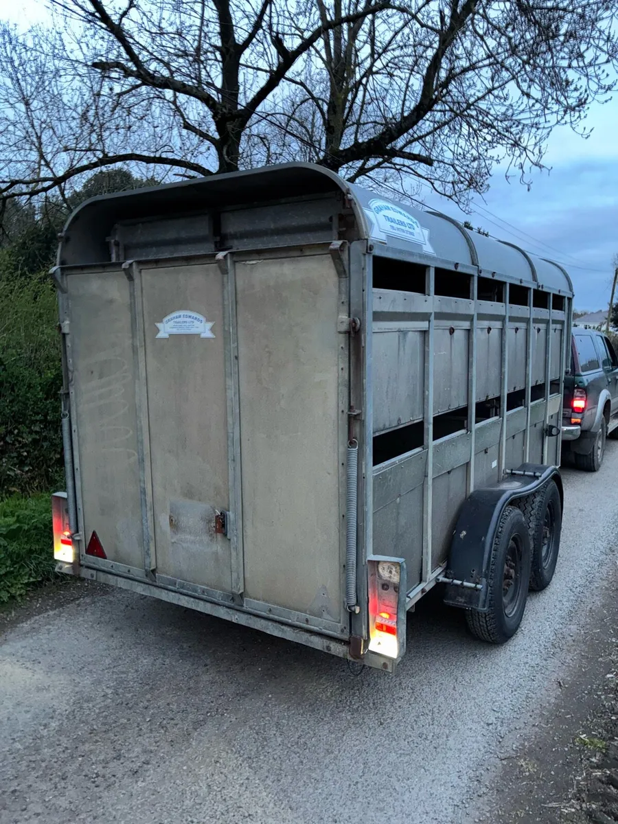 Graham Edward’s livestock trailer - Image 2