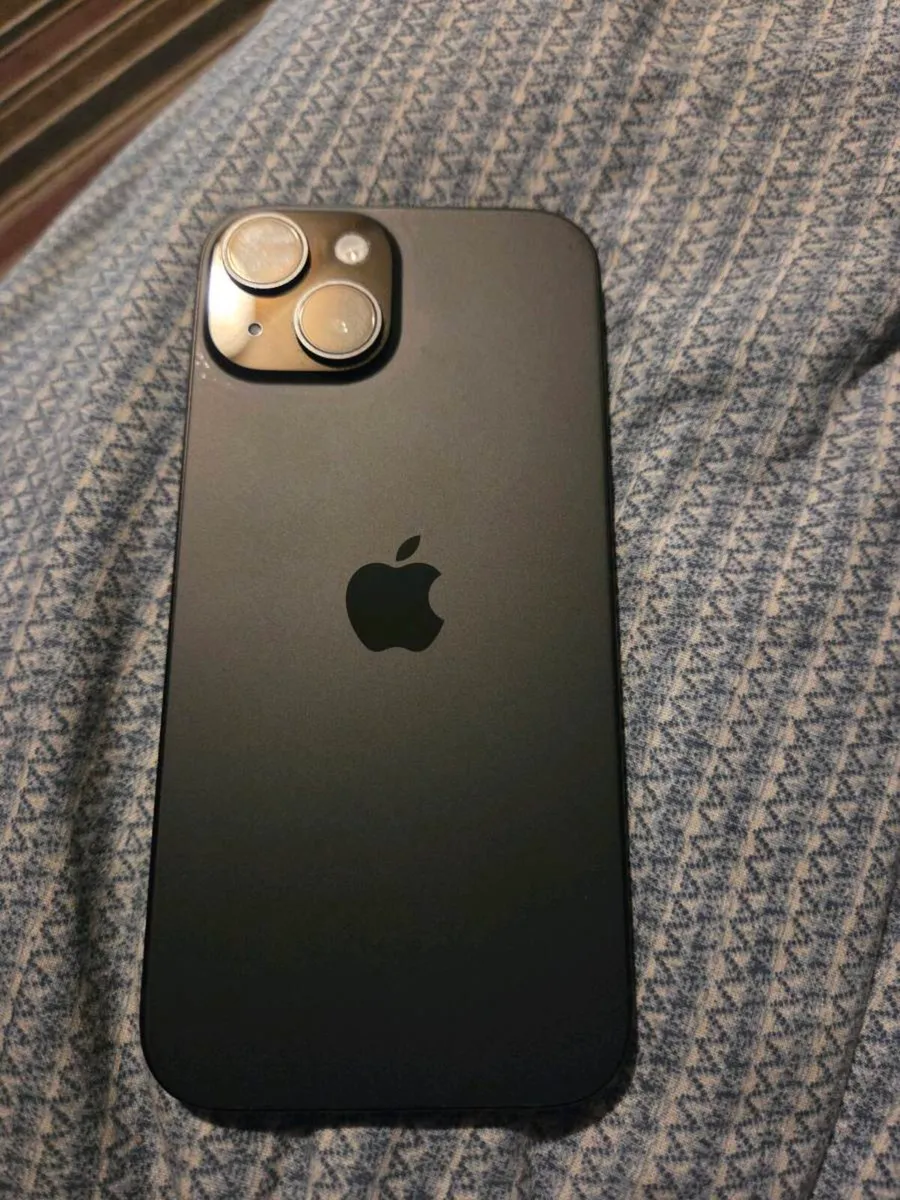 Iphone 15 - Image 3