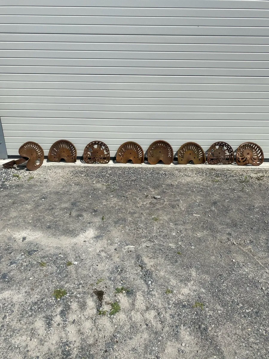 Vintage machinery Famine pot. - Image 2