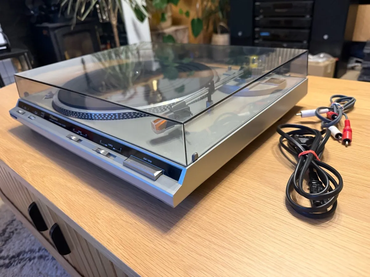 Technics SL-BD3 turntable/recorder - Image 2
