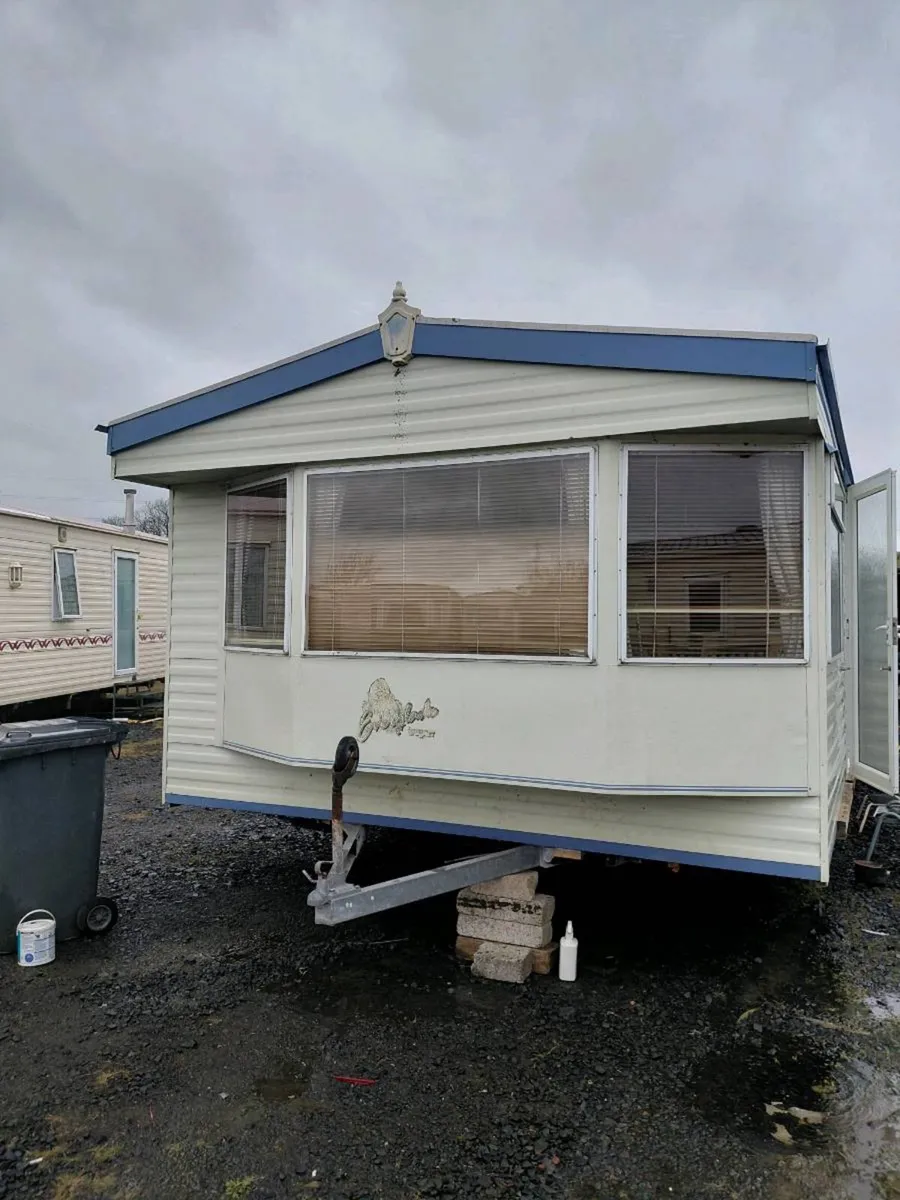 Mobile home - Image 1