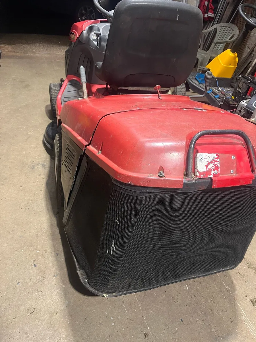 Castlegarden mower - Image 3