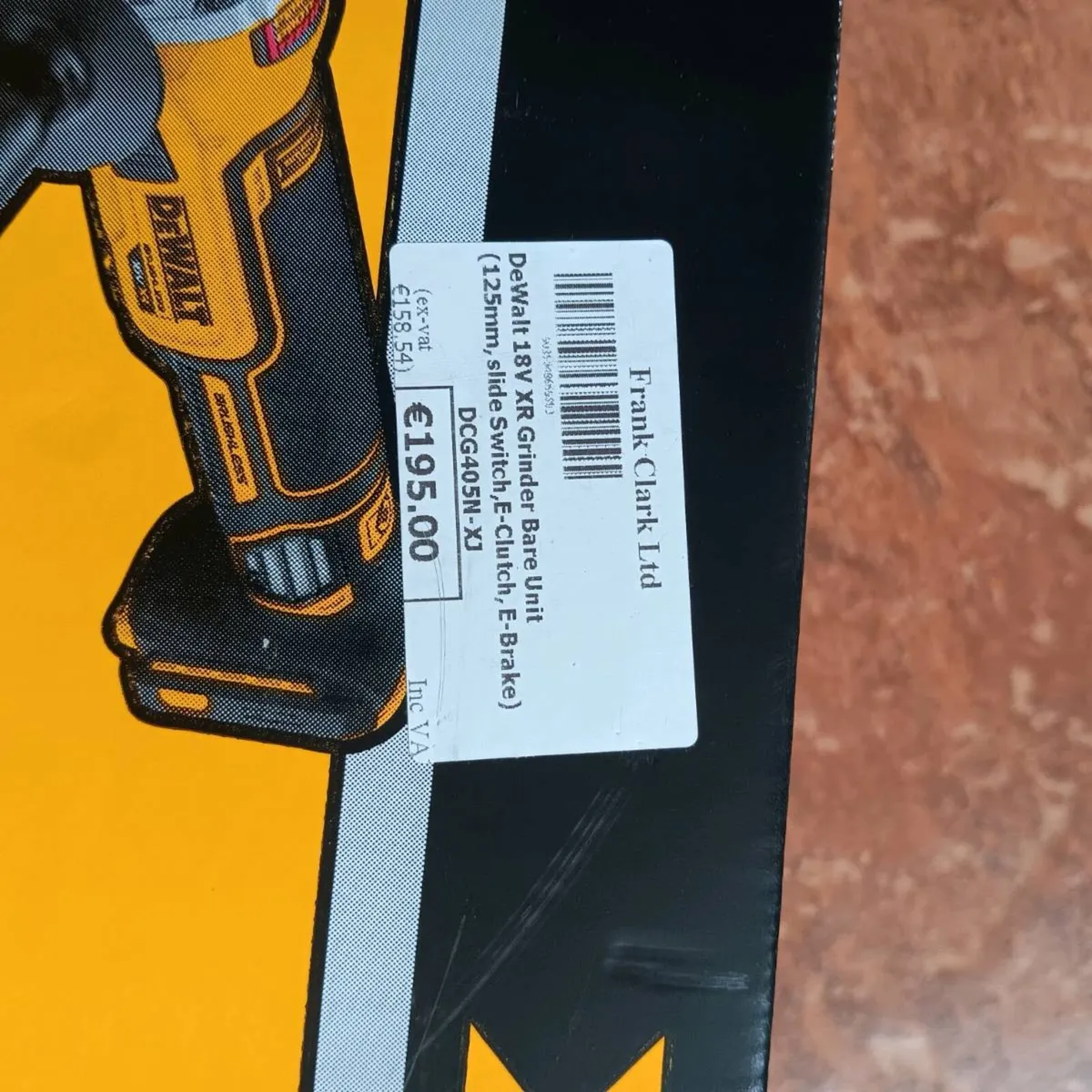Dewalt 18V Mini Gringer New - Image 3