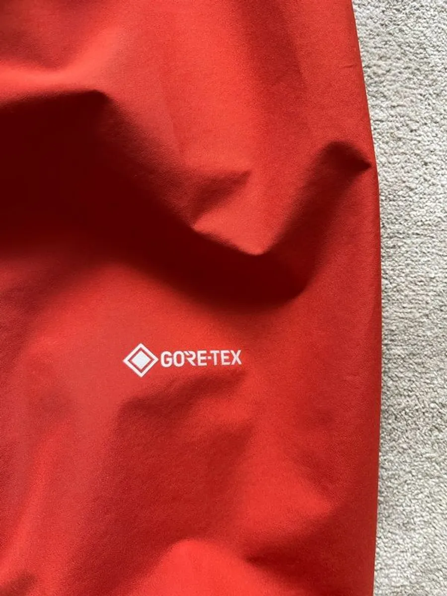 Mountain Equipment Mens Gore Tex Jacket - Image 3