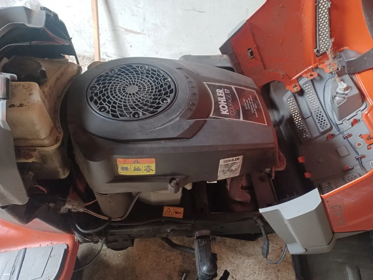 Ride on Lawnmower - Image 3