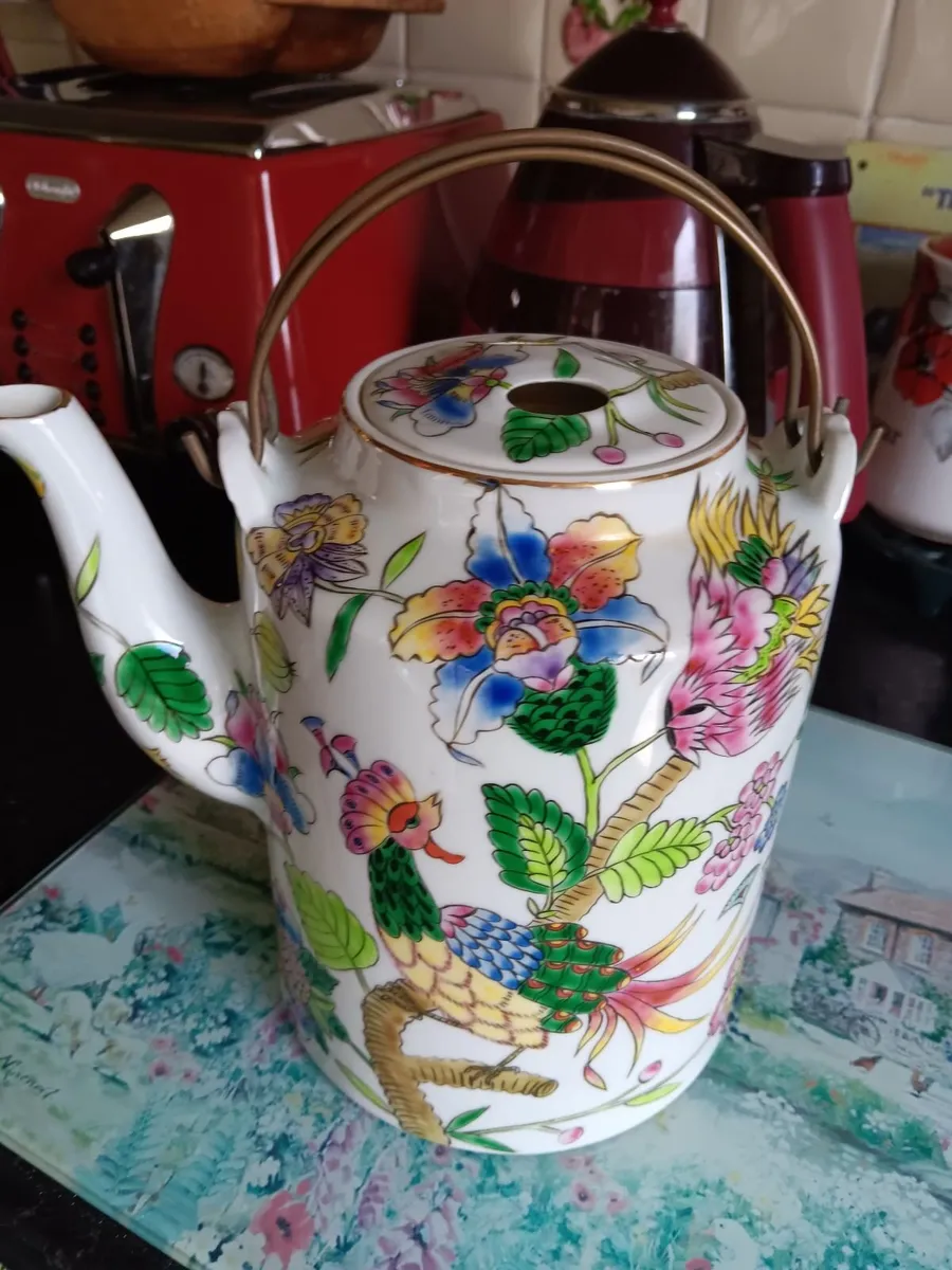 Porcelain tea pot - Image 4