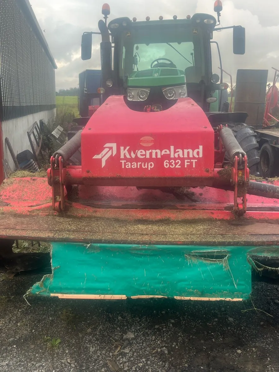 Front mower - Image 1