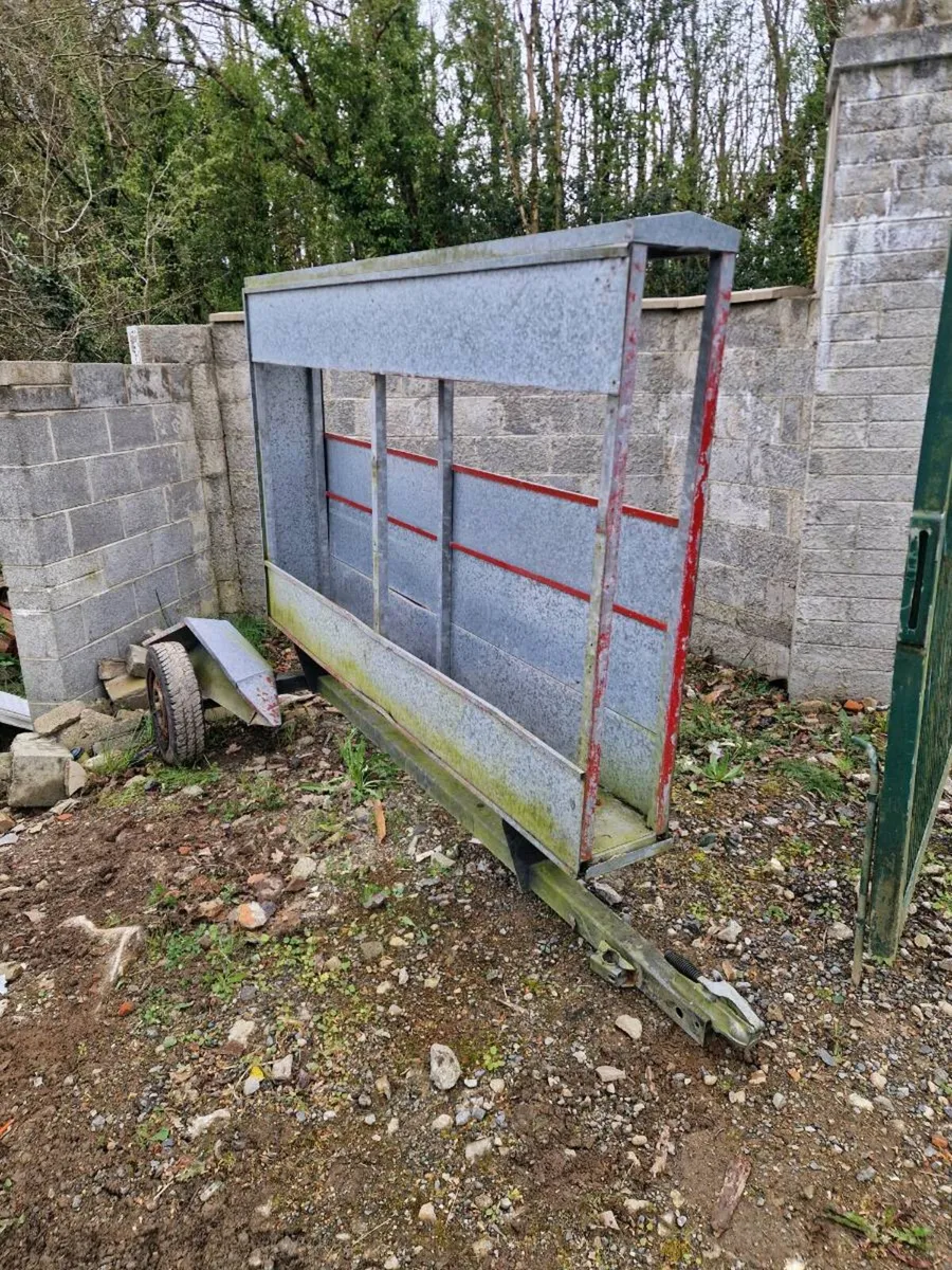 Advertising trailer - Image 4