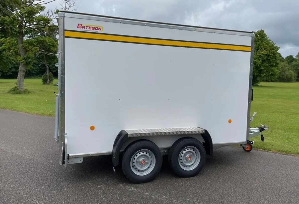 8/4 Bateson van trailer for sale - Image 3