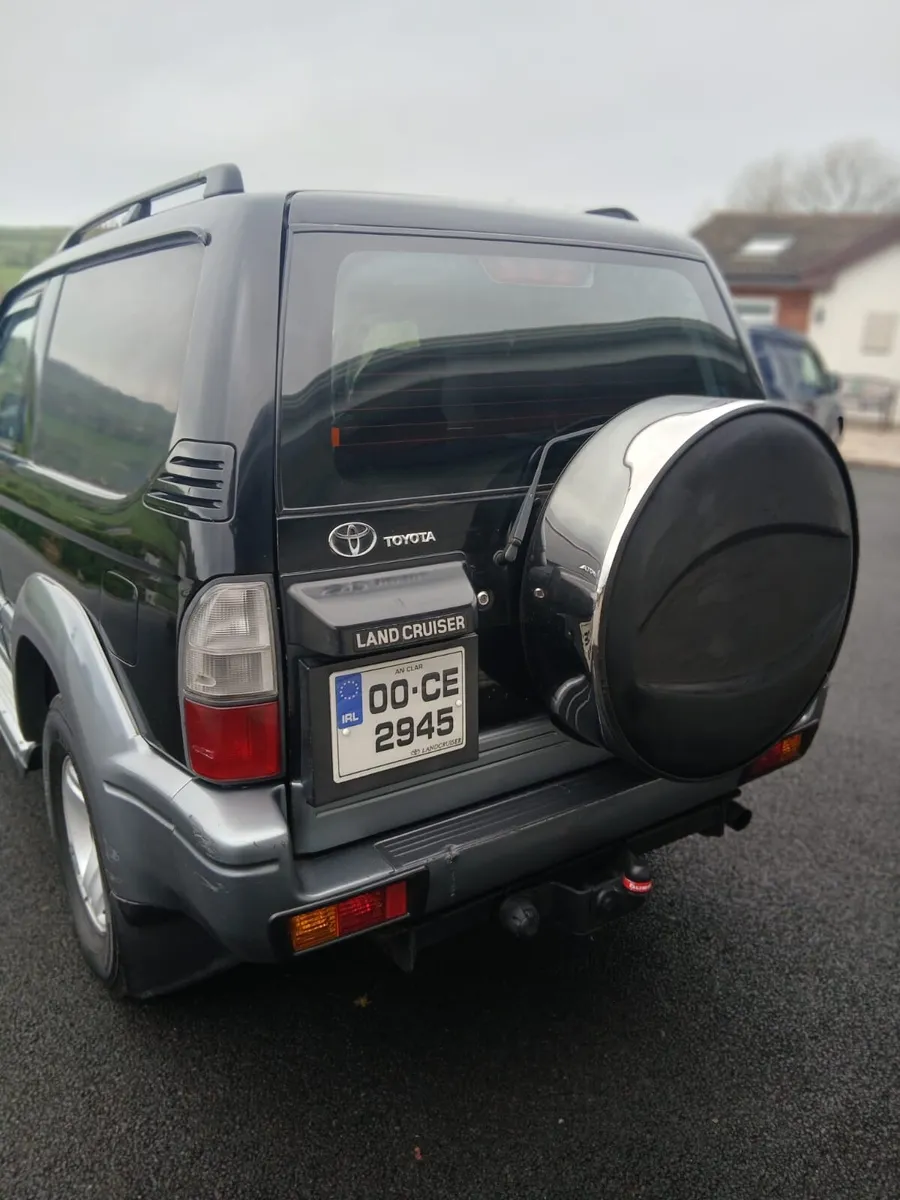 Toyota landcruiser - Image 4