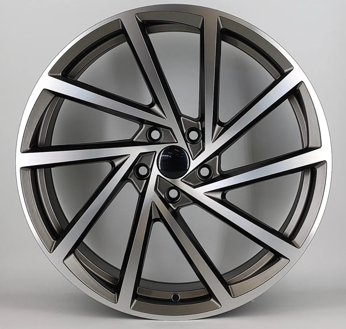 18” Spielberg grey / polished 5x112