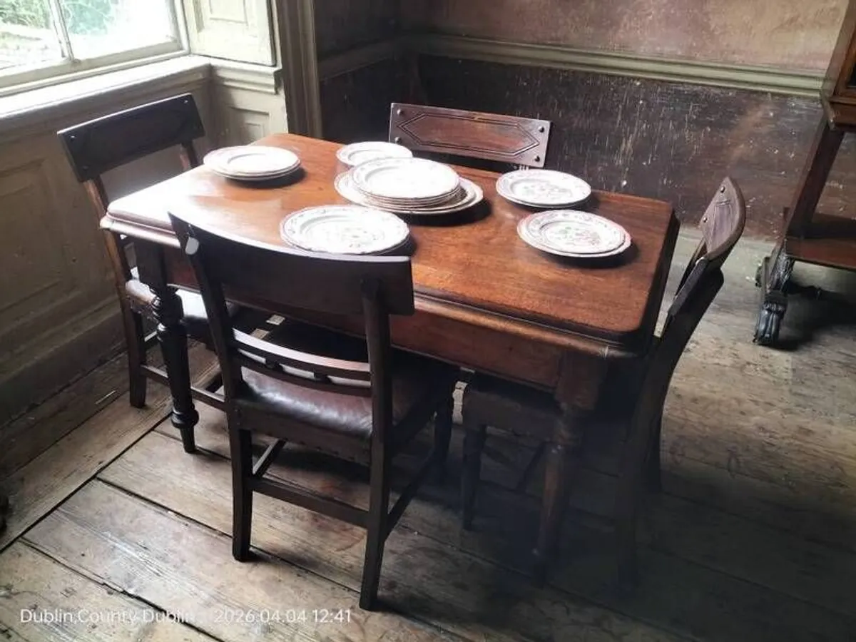 Victorian walnut Irish Strahan College Table - Image 4