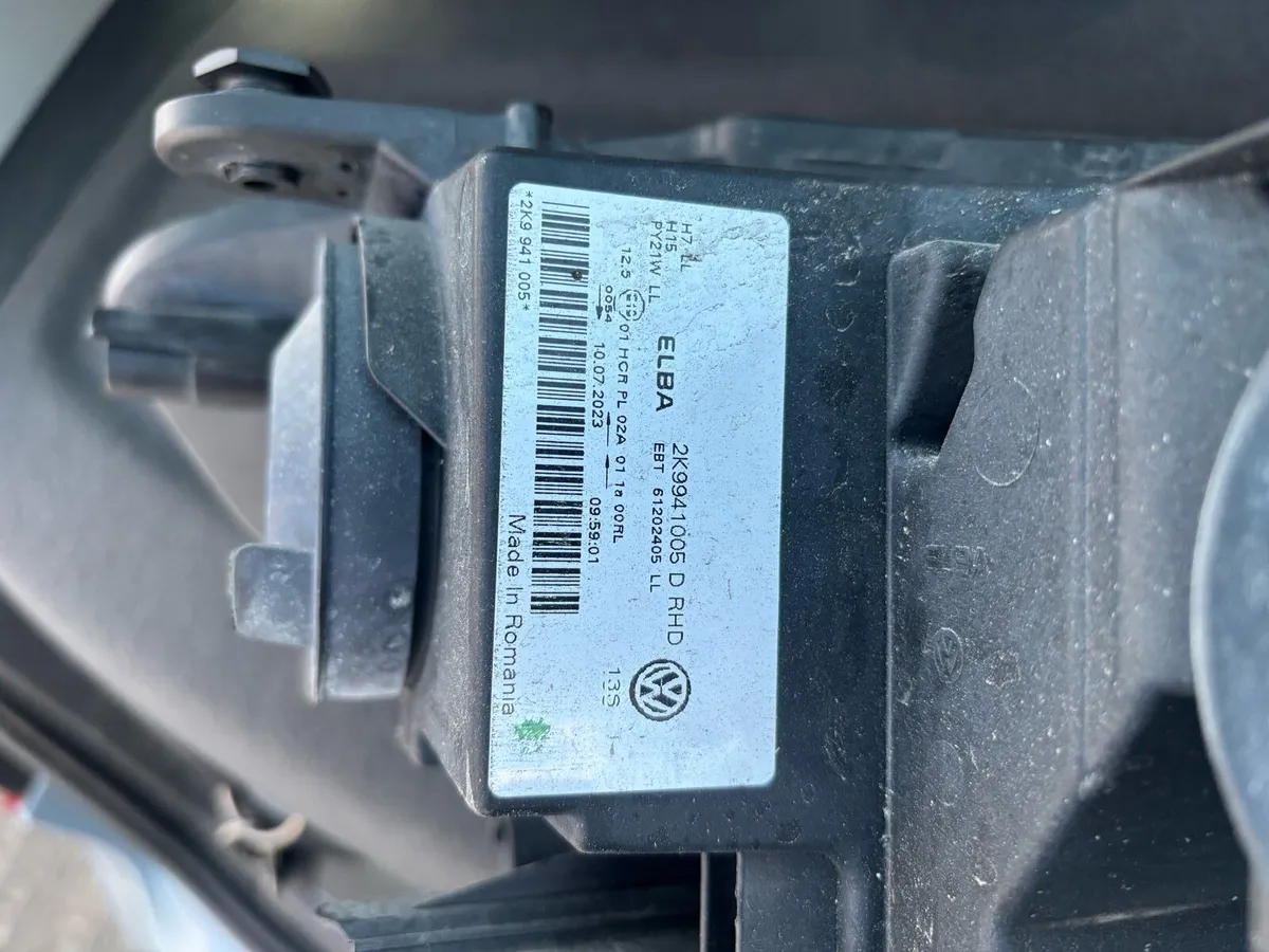 2020 VW caddy left hand headlamp - Image 4