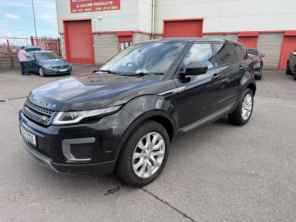 2017 Range Rover Evoque Commercial - Image 3