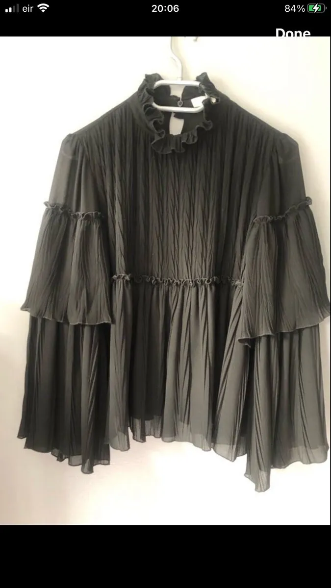 Ladies stunning designer blouse size 10 €10 - Image 1